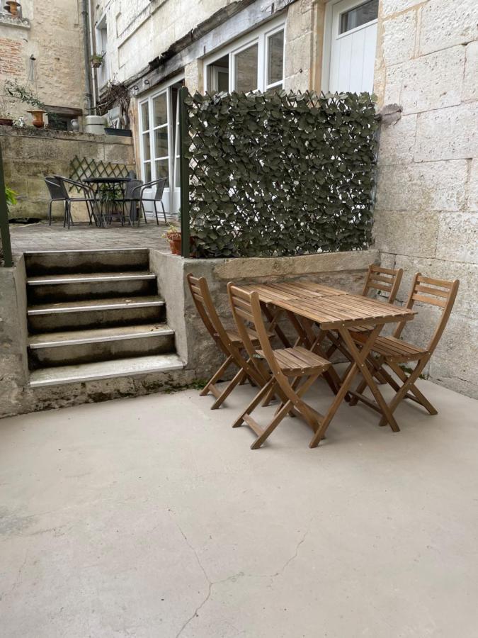Auberge Du Boisne Villebois-Lavalette Eksteriør billede
