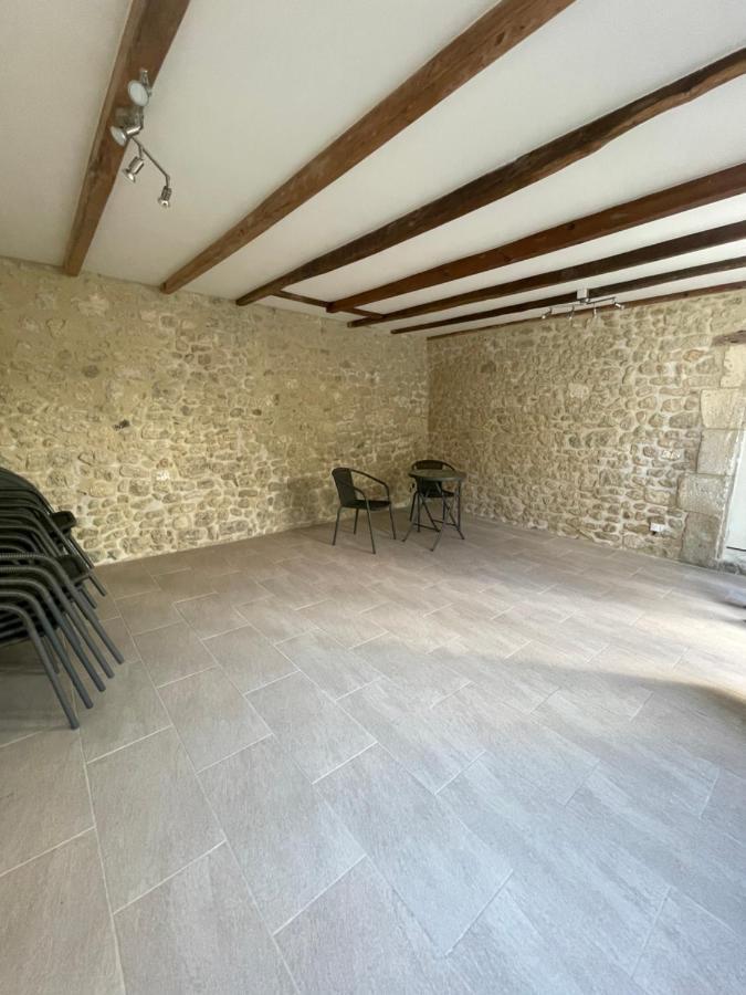 Auberge Du Boisne Villebois-Lavalette Eksteriør billede
